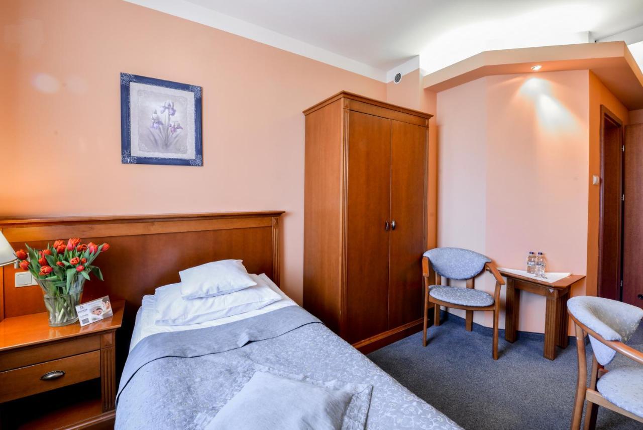 SPA Hotel Jawor Jaworze Buitenkant foto